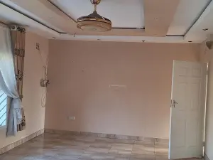 3 Bedroom House to Rent in Braeside