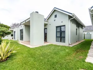 Townhouse/Complex/Cluster to Rent
