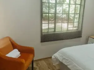 2 Bedroom House to Rent in Bluff Hill