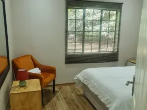 2 Bedroom House to Rent in Bluff Hill