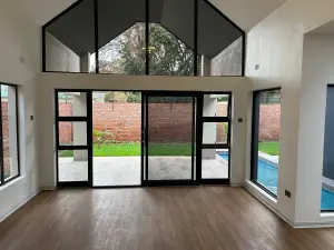 Townhouse/Complex/Cluster to Rent in Mount Pleasant