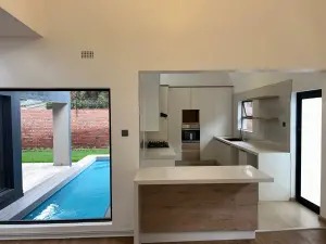 Townhouse/Complex/Cluster to Rent in Mount Pleasant