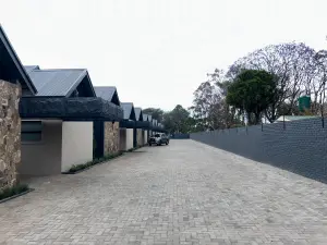 Townhouse/Complex/Cluster to Rent in Mount Pleasant