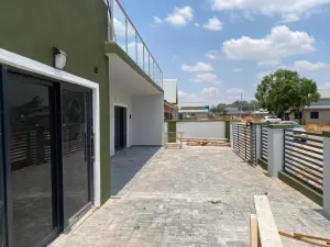 4 Bedroom House to Rent in Arlington