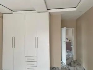 4 Bedroom House to Rent in Arlington