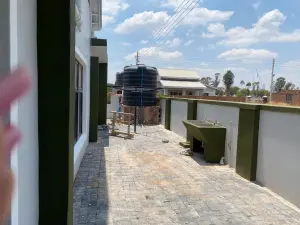 4 Bedroom House to Rent in Arlington