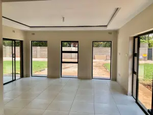 Townhouse/Complex/Cluster to Rent in Marlborough