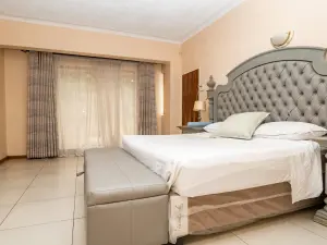 4 Bedroom House to Rent in Chisipite