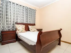 4 Bedroom House to Rent in Chisipite