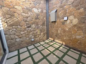 Townhouse/Complex/Cluster to Rent in Newlands