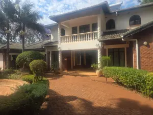 House to Rent in Borrowdale