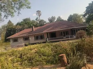 4 Bedroom House to Rent in Highlands