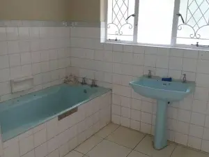 4 Bedroom House to Rent in Highlands
