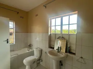 3 Bedroom Cottage/Garden Flat to Rent in Glen Forest