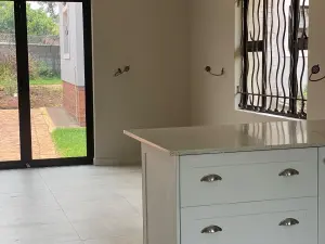 2 Bedroom Cottage/Garden Flat to Rent in Adylinn