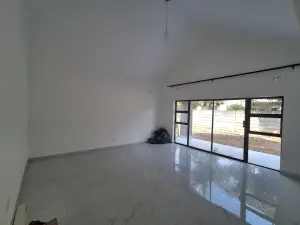 Townhouse/Complex/Cluster to Rent in Braeside