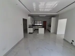 Townhouse/Complex/Cluster to Rent in Braeside