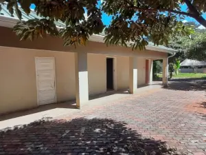 Cottage/Garden Flat for Sale