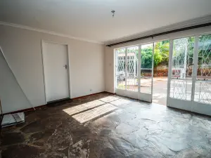 5 Bedroom House to Rent in Chisipite