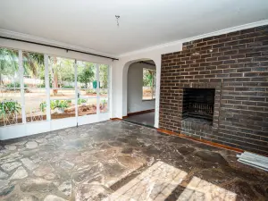 5 Bedroom House to Rent in Chisipite