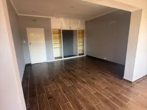 Commercial Property to Rent in Kamfinsa