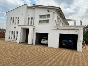 4 Bedroom House to Rent in Mount Pleasant Heights