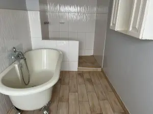 4 Bedroom House to Rent in Mount Pleasant Heights