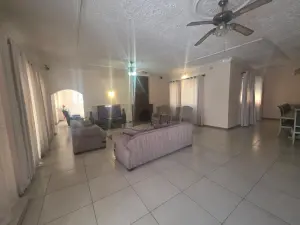 4 Bedroom House to Rent in Greendale North