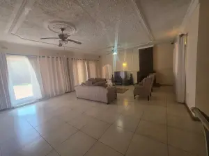 4 Bedroom House to Rent in Greendale North