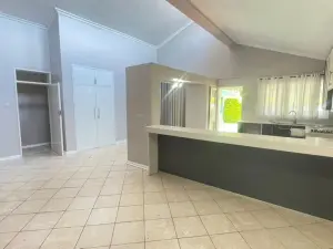 Townhouse/Complex/Cluster to Rent in Borrowdale Brooke