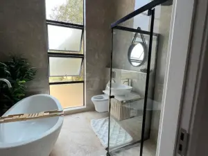 Flat/Apartment to Rent in Highlands