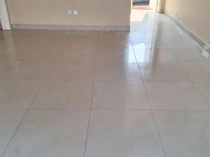 Townhouse/Complex/Cluster to Rent in Kamfinsa