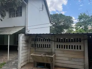 Townhouse/Complex/Cluster to Rent in Avenues