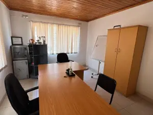 Commercial Property to Rent in Hillside