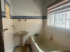 4 Bedroom House to Rent in Umwinsidale