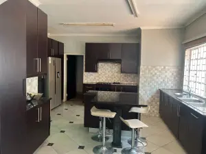 4 Bedroom House to Rent in Umwinsidale
