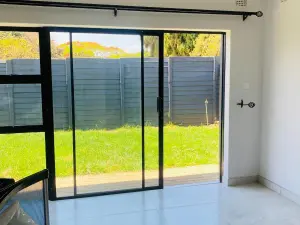 Townhouse/Complex/Cluster to Rent in Marlborough