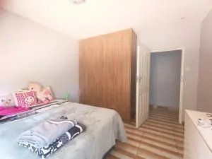 4 Bedroom House to Rent in Marimba Park