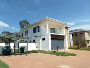 Townhouse/Complex/Cluster for Sale