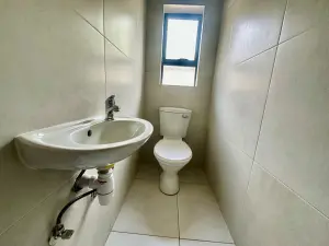 Townhouse/Complex/Cluster to Rent in Marlborough