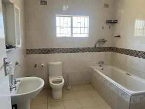 4 Bedroom House to Rent in Marlborough