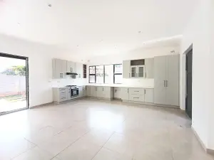 Townhouse/Cluster to Rent in Mount Pleasant