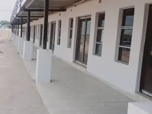 Commercial Property to Rent in Highfield