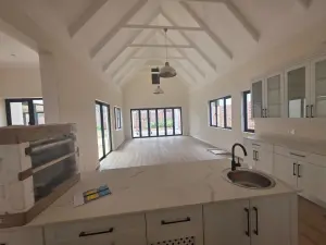 Townhouse/Complex/Cluster to Rent in Pomona