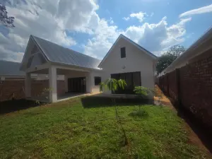 Townhouse/Complex/Cluster to Rent