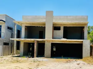 Townhouse/Complex/Cluster for Sale