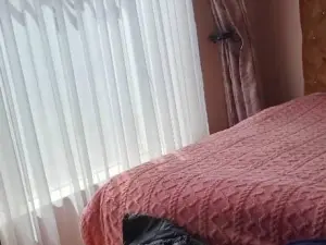 5 Bedroom House to Rent in Greystone Park