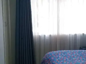 5 Bedroom House to Rent in Greystone Park