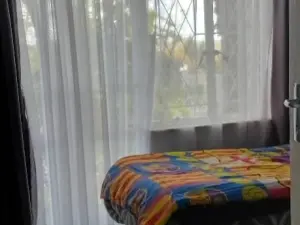 5 Bedroom House to Rent in Greystone Park