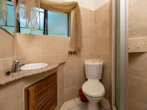 4 Bedroom House to Rent in Chisipite